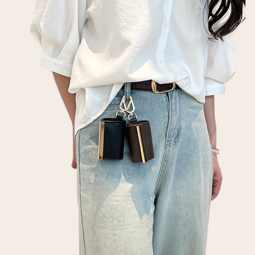 Marela™ - The keychain that transforms into a bag
