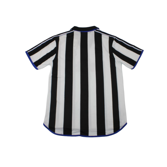 Newcastle 00/01